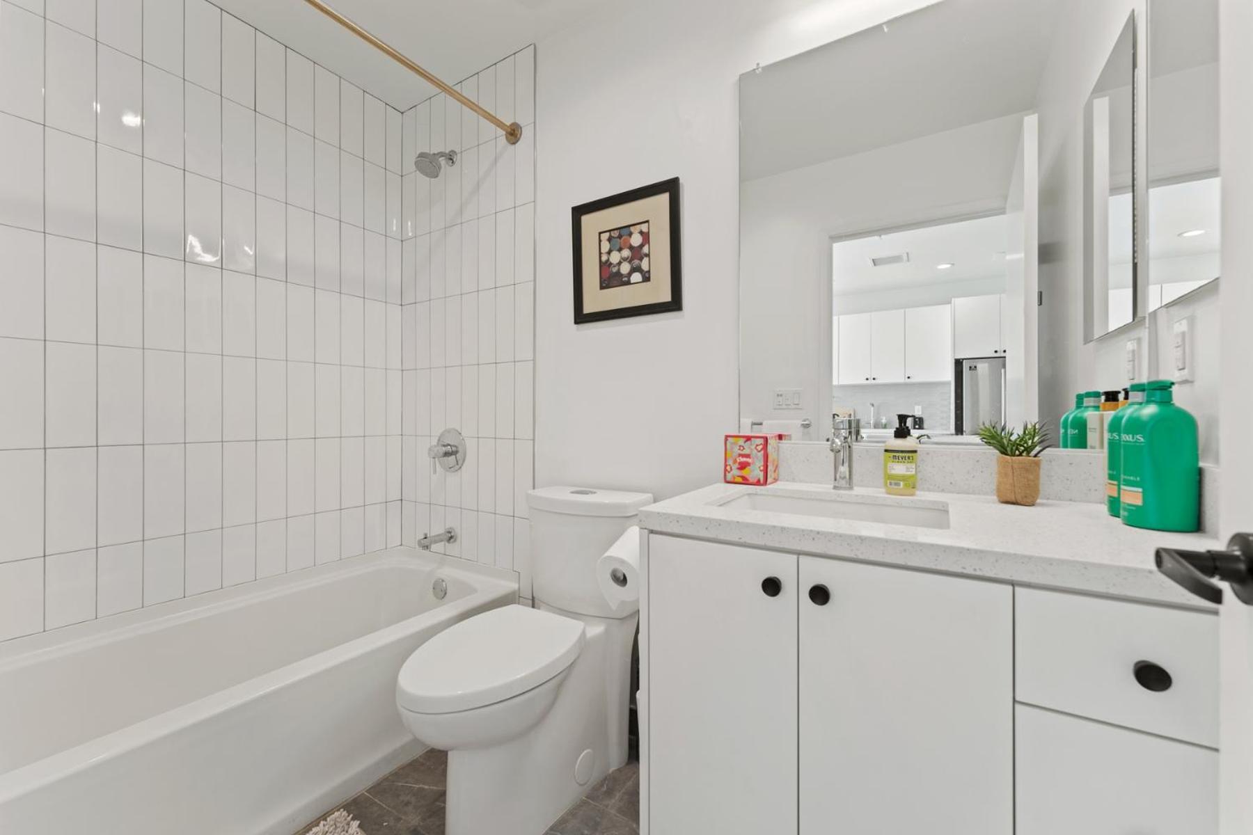 Stylish La Getaway Near Downtown - Prime Location On Wilshire Blvd! Los Ángeles