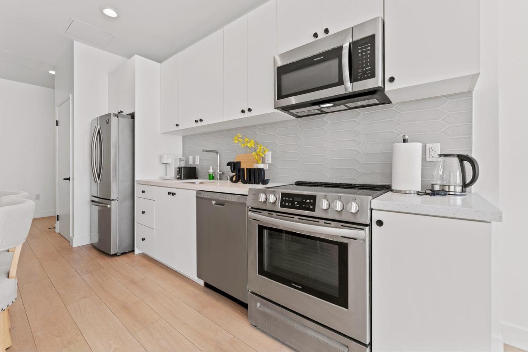Stylish La Getaway Near Downtown - Prime Location On Wilshire Blvd! Hotel 4*